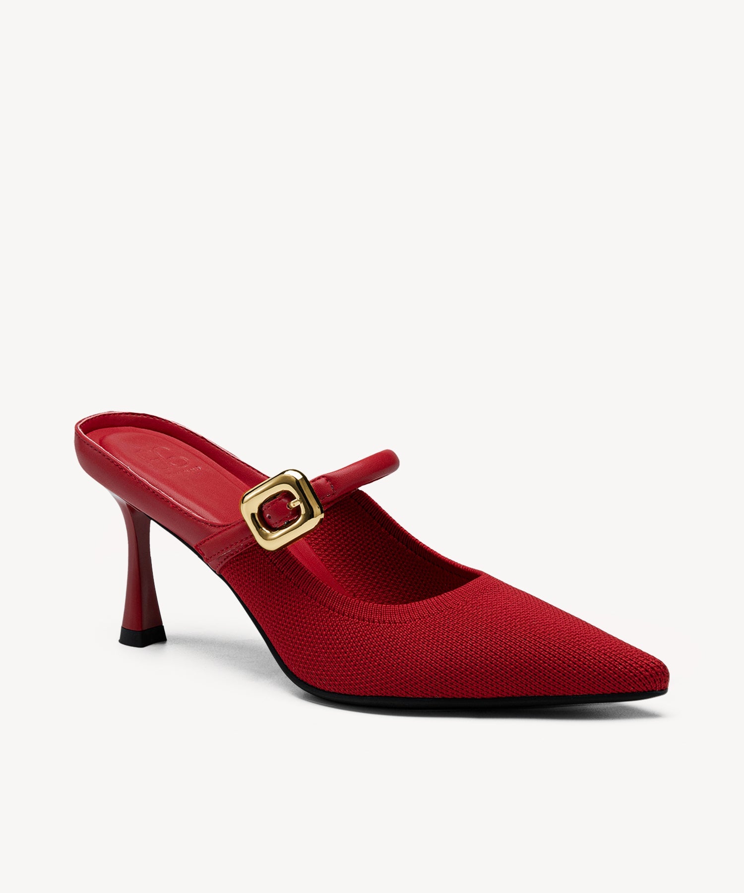 Red / Regular (A-B) / US 7 | EU 37.5 | UK 5