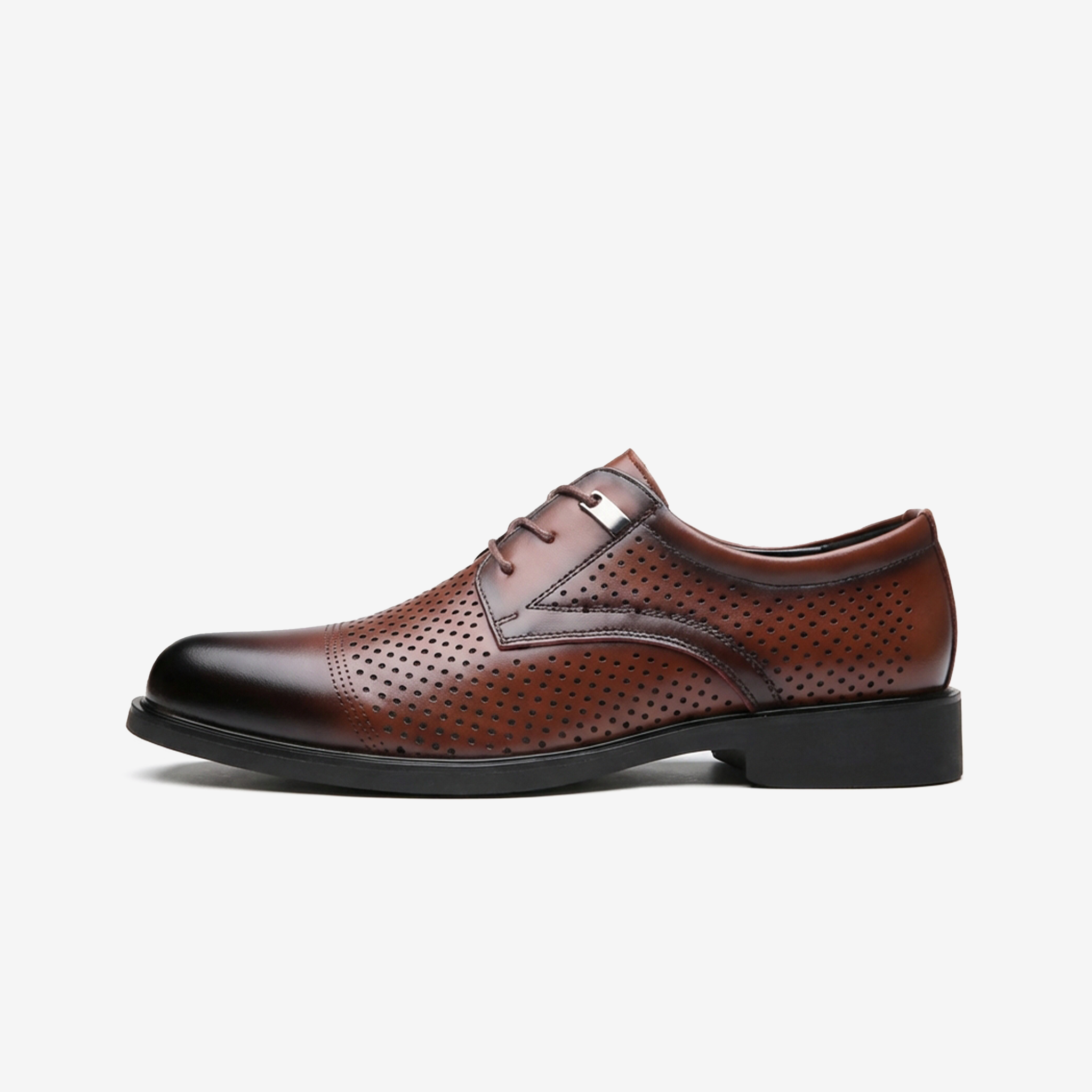 US10 (UK9) / Brown-Perforated / 2.3